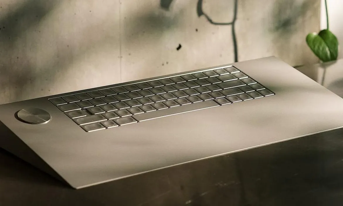 icebreaker modern keyboard